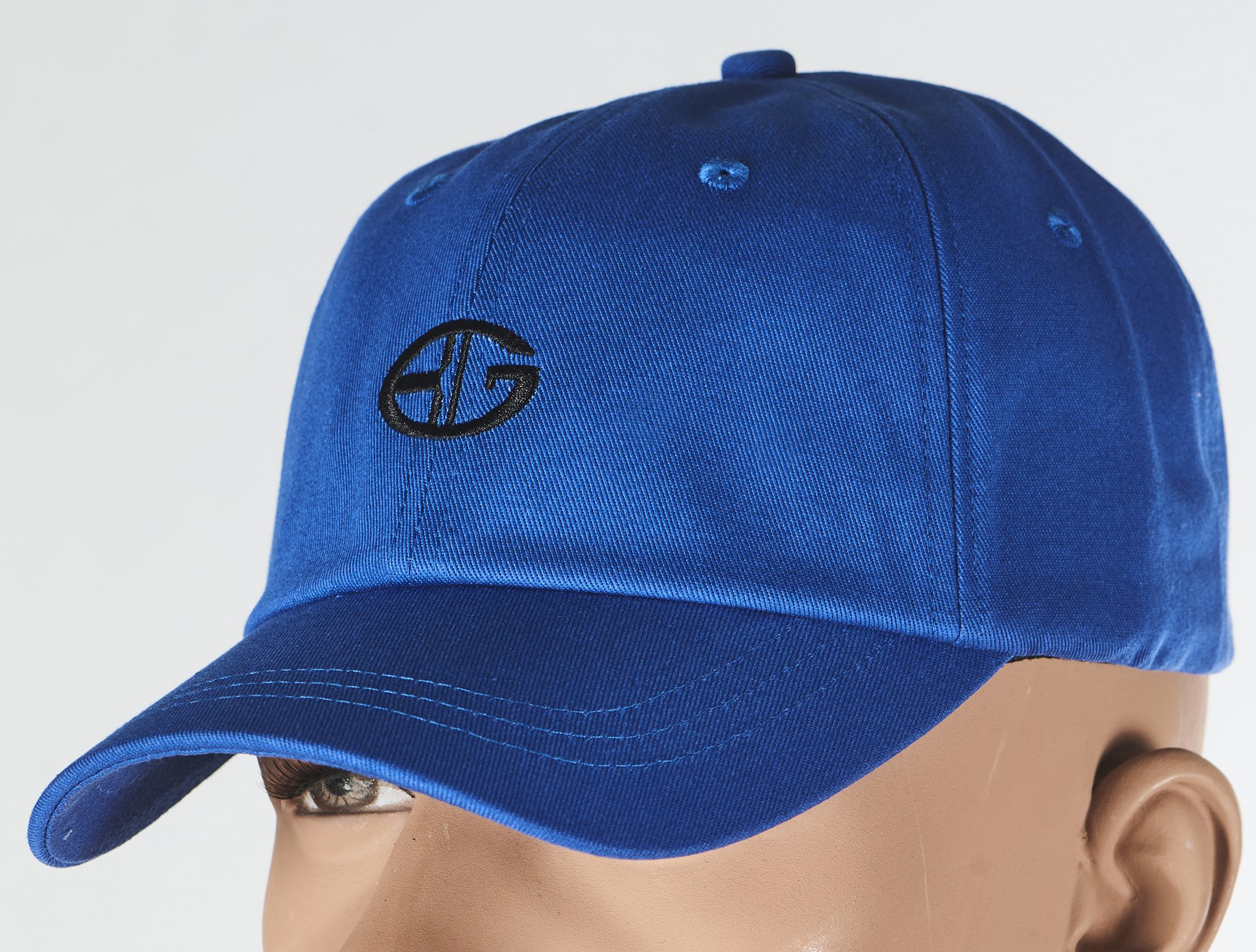 70 29 | Cap Royal Blue/Black